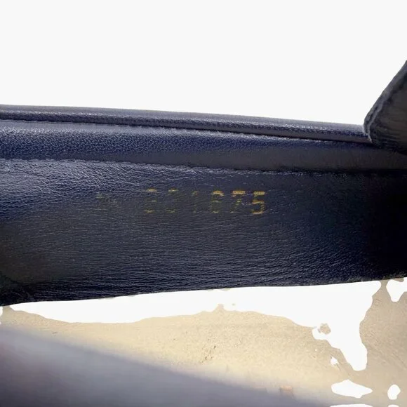 Chanel Navy Blue Leather Loafers Size 38.5 US 7.5-8 Women's CC Logo Flats - Picture 15 of 16